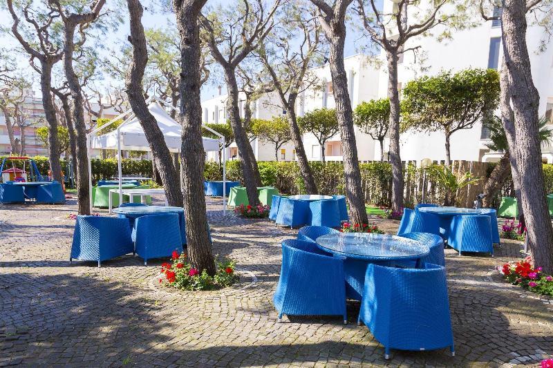 Hotel Sporting San Benedetto del Tronto Extérieur photo