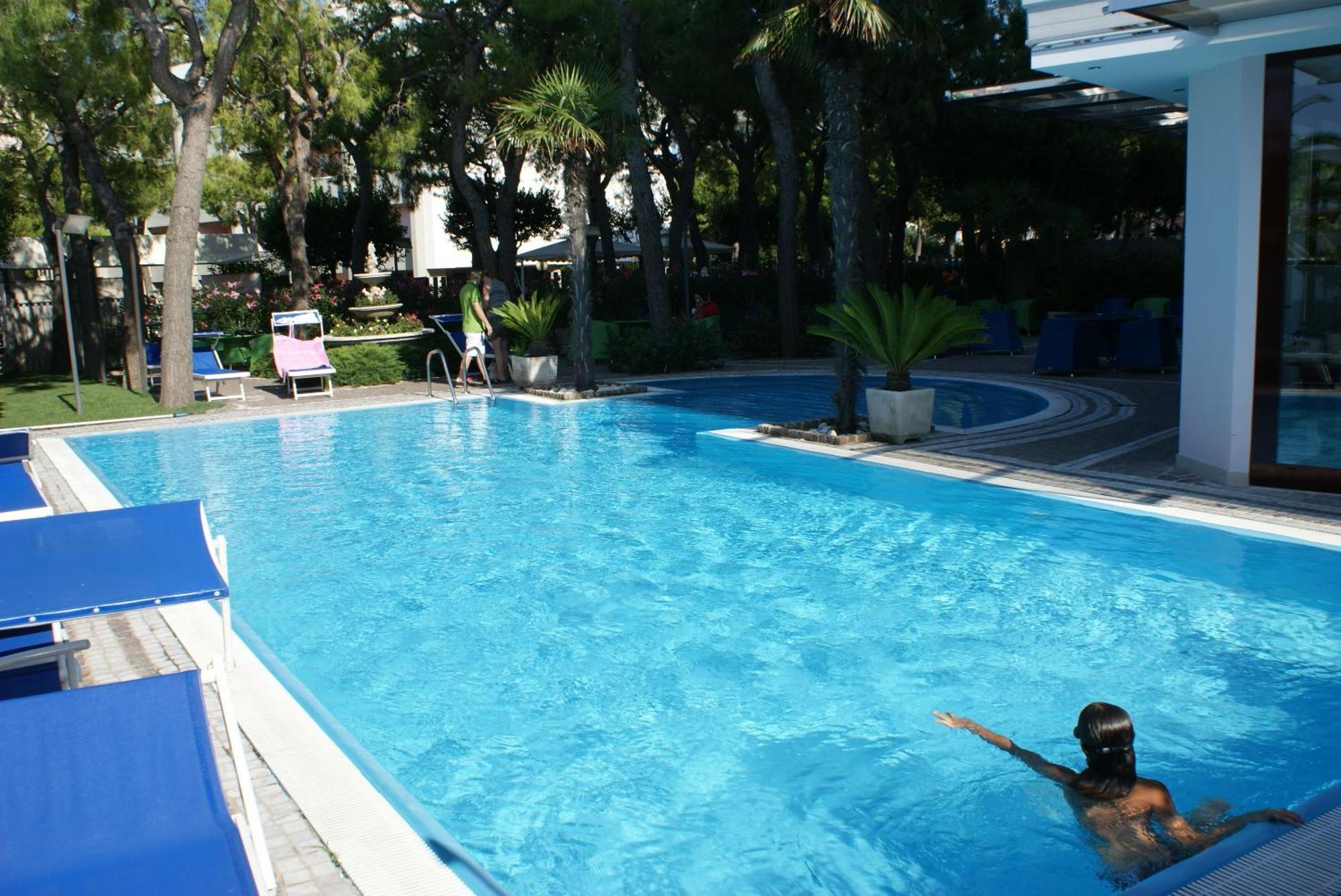 Hotel Sporting San Benedetto del Tronto Extérieur photo