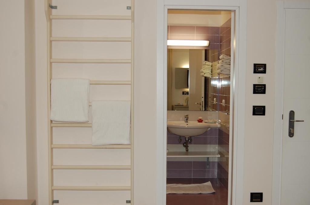 Hotel Sporting San Benedetto del Tronto Extérieur photo